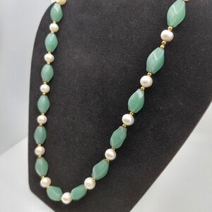 Adventurine & Freshwater Pearl Vintage Green and White Natural Stone Necklace